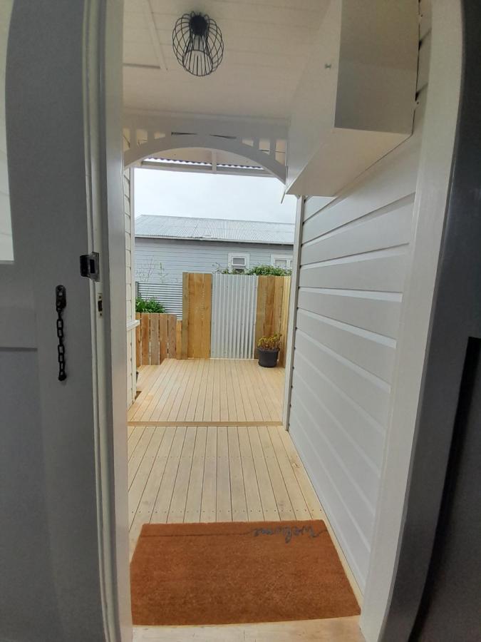 Character 1-Bedroom Unit มาสเตอร์ตัน ภายนอก รูปภาพ