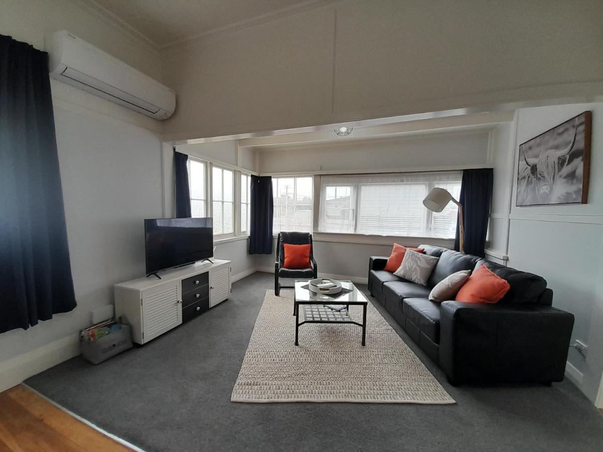 Character 1-Bedroom Unit มาสเตอร์ตัน ภายนอก รูปภาพ