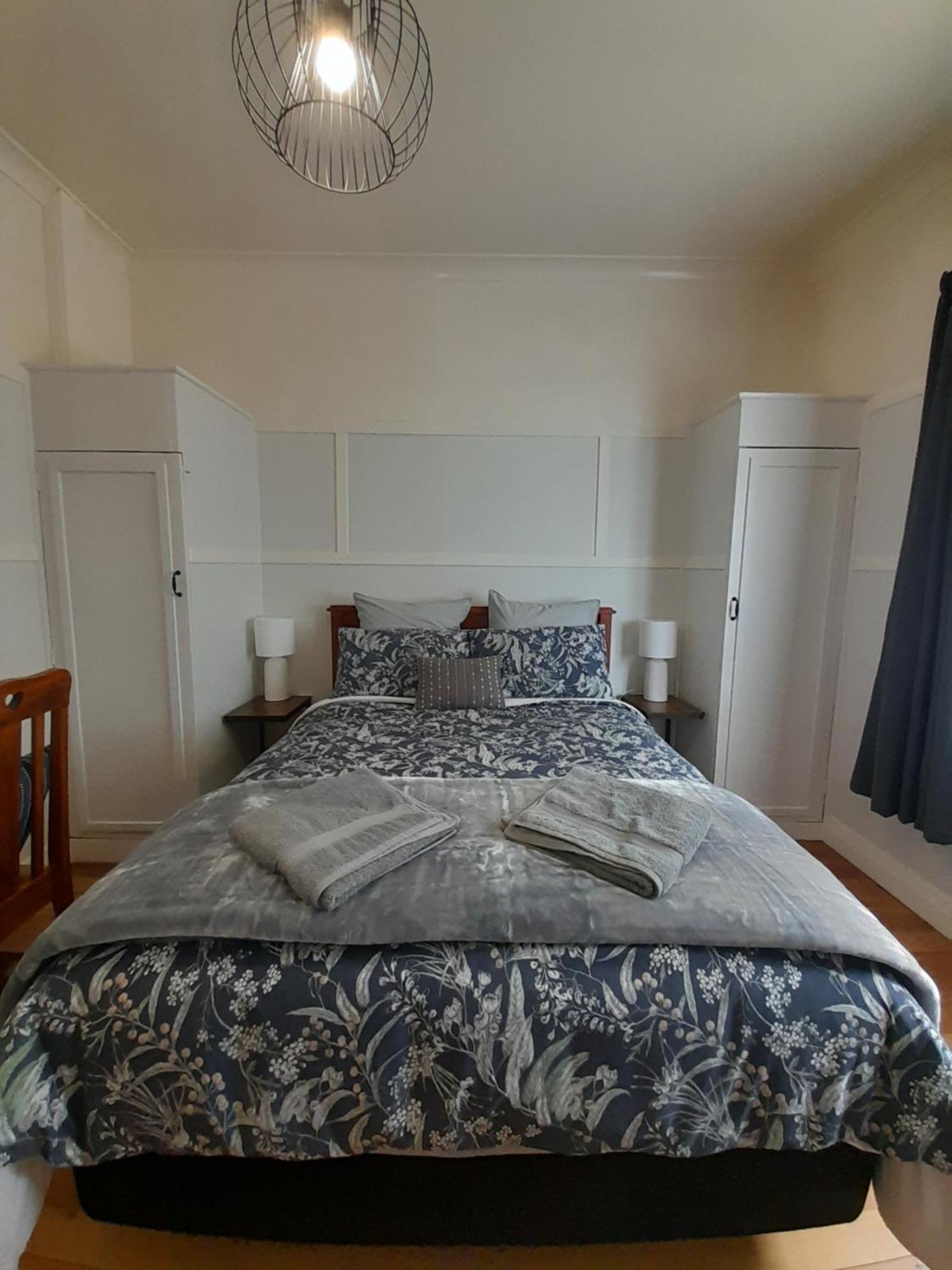 Character 1-Bedroom Unit มาสเตอร์ตัน ภายนอก รูปภาพ